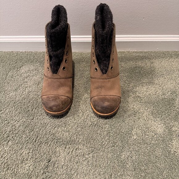 Sorel Designer Wedge Boots! - Picture 1 of 6